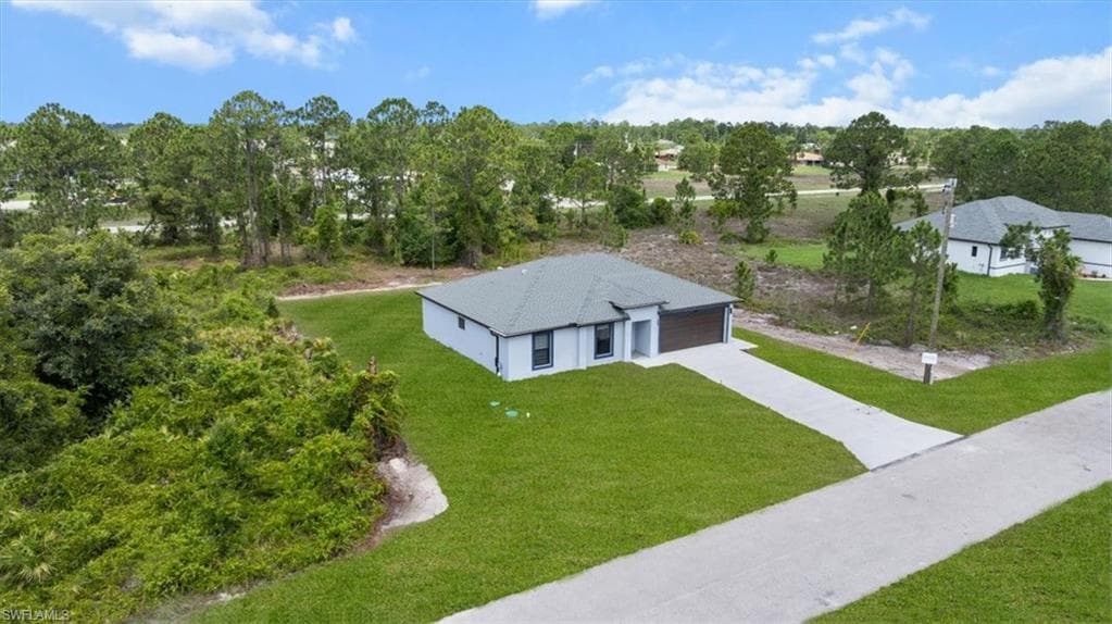 1032 Maxwell Ave S, Lehigh Acres, FL 33974-6