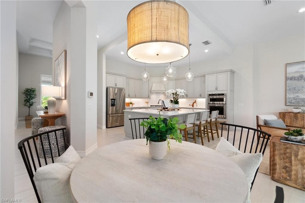 6258 Lightbourn Way, Naples, FL 34113-16