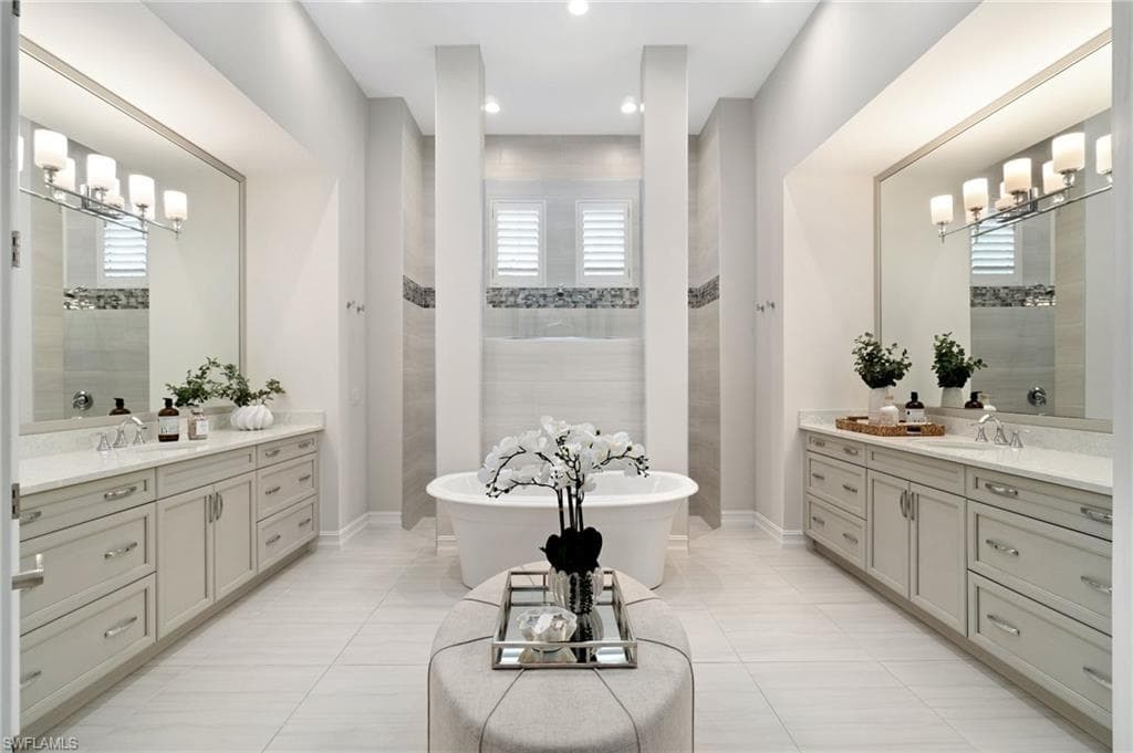 6258 Lightbourn Way, Naples, FL 34113-24
