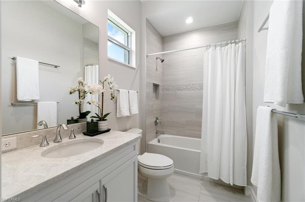 6258 Lightbourn Way, Naples, FL 34113-29