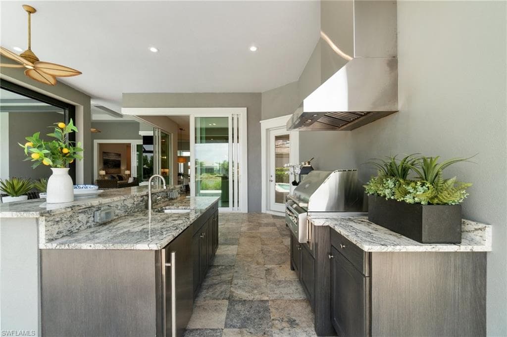 6258 Lightbourn Way, Naples, FL 34113-33