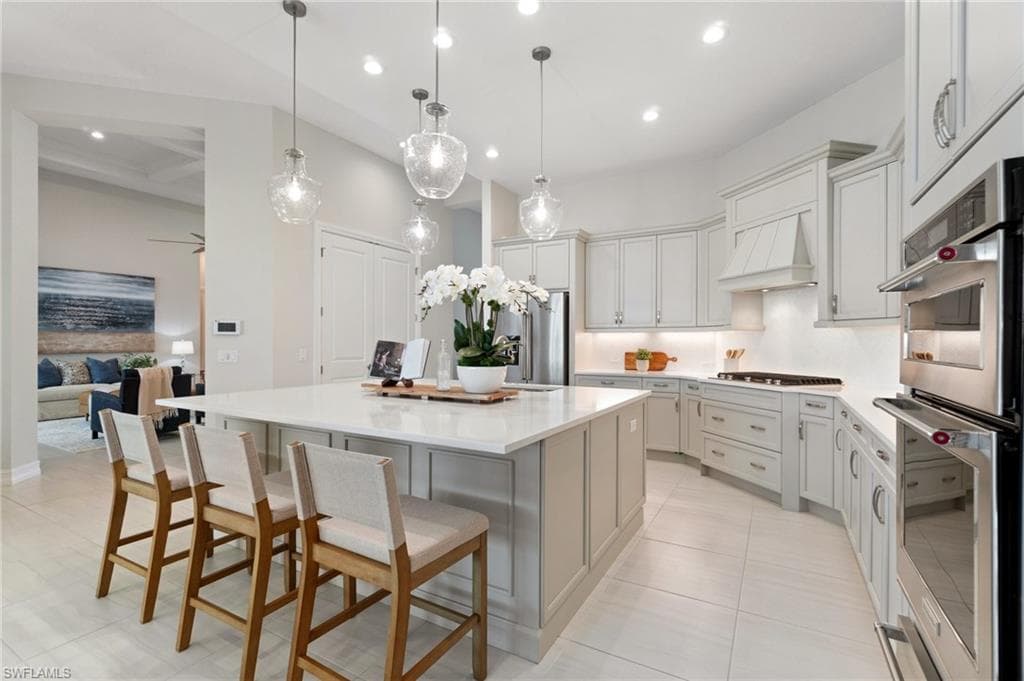 6258 Lightbourn Way, Naples, FL 34113-3