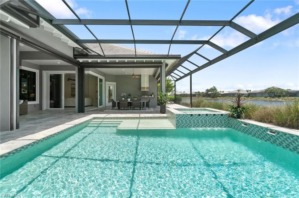 6258 Lightbourn Way, Naples, FL 34113-41