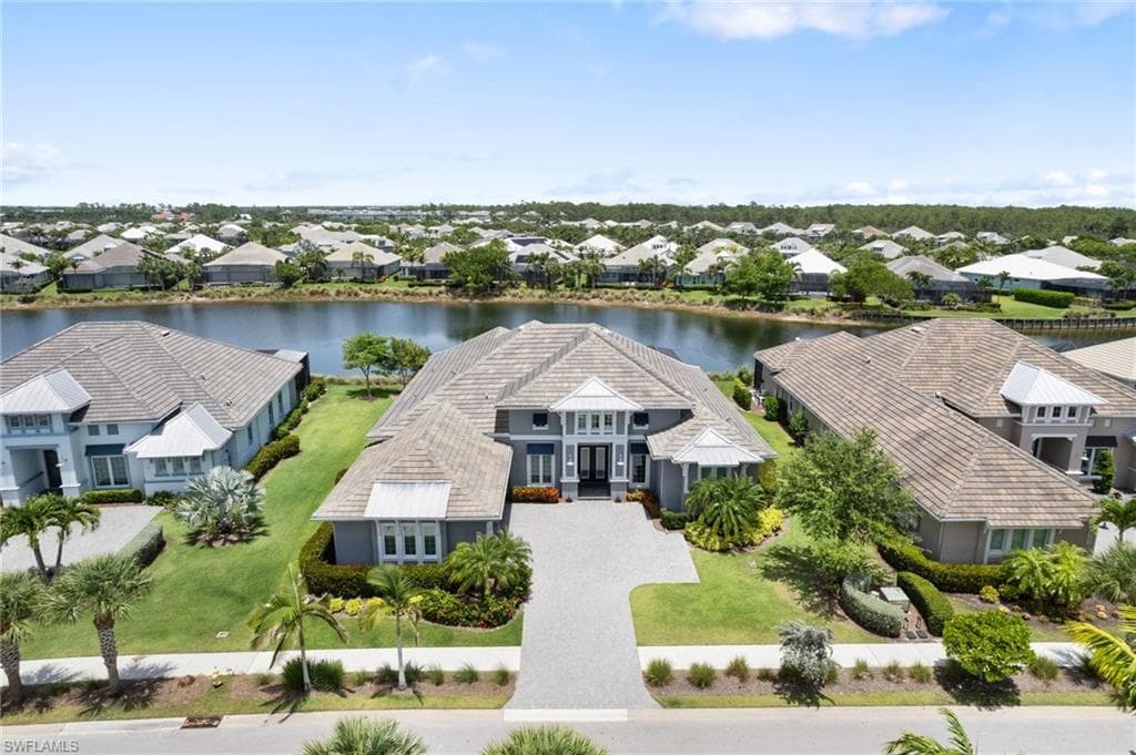 6258 Lightbourn Way, Naples, FL 34113-44