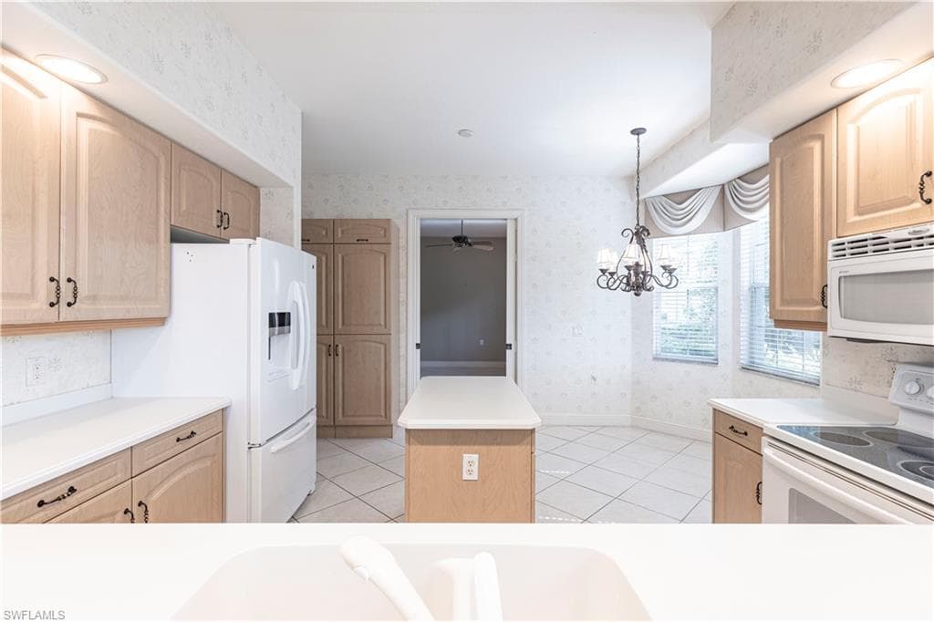 793 Regency Reserve Cir 4501, Naples, FL 34119-9