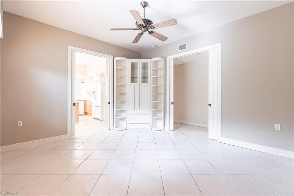 793 Regency Reserve Cir 4501, Naples, FL 34119-15