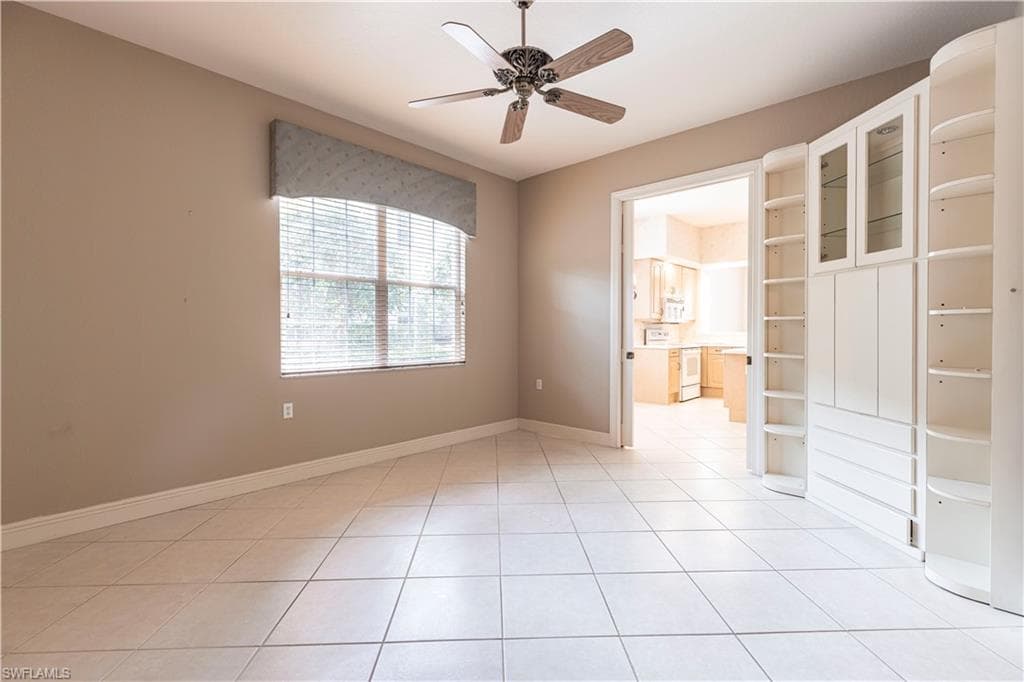 793 Regency Reserve Cir 4501, Naples, FL 34119-16