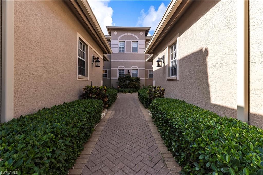 793 Regency Reserve Cir 4501, Naples, FL 34119-3