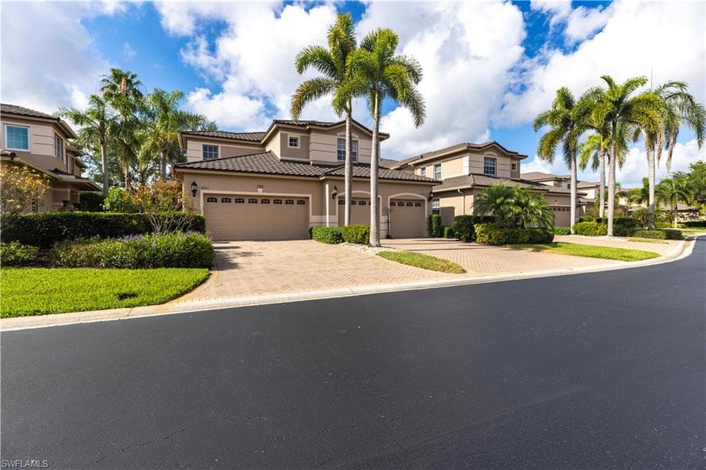 793 Regency Reserve Cir 4501, Naples, FL 34119-4