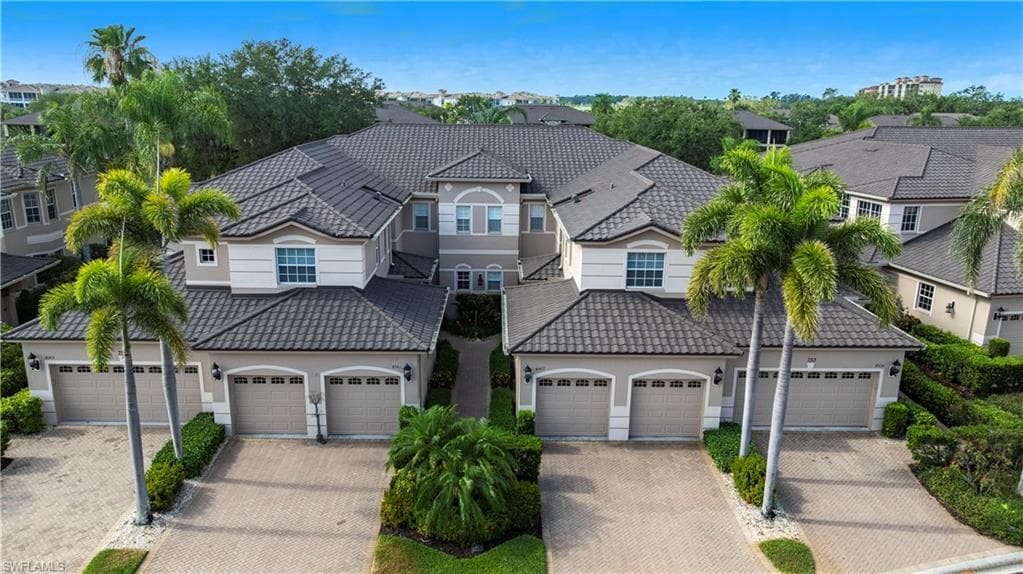 793 Regency Reserve Cir 4501, Naples, FL 34119-5