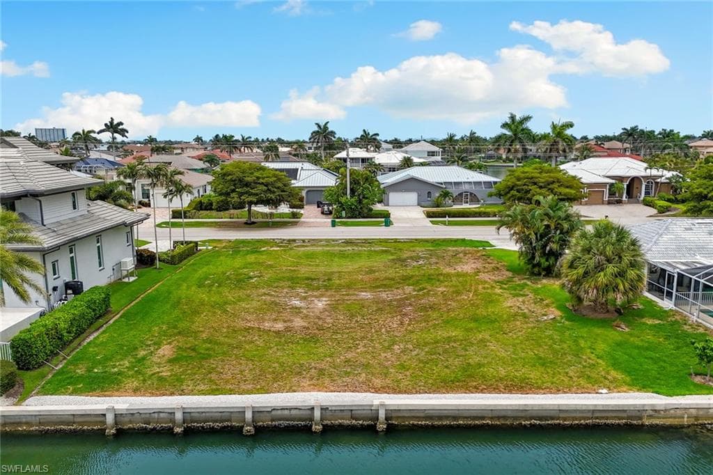 1173 Winterberry Dr, Marco Island, FL 34145-11