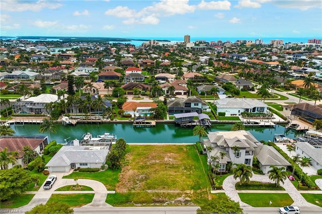 1173 Winterberry Dr, Marco Island, FL 34145-2