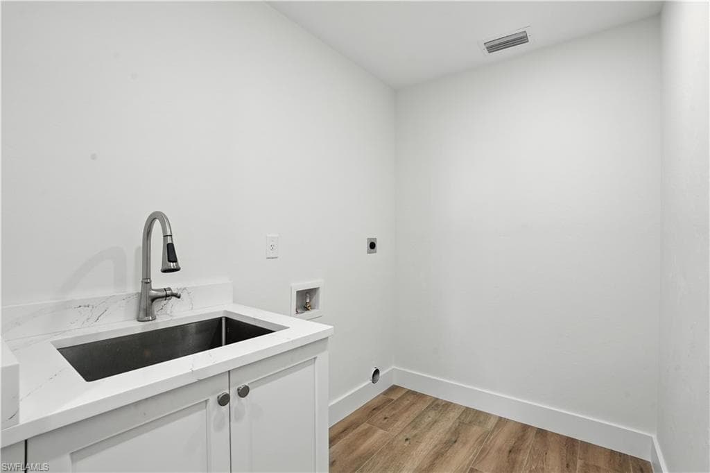 11594 Night Heron Dr, Naples, FL 34119-21