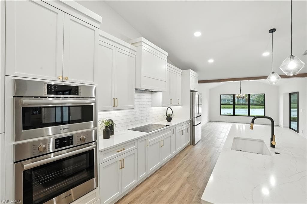 11594 Night Heron Dr, Naples, FL 34119-8