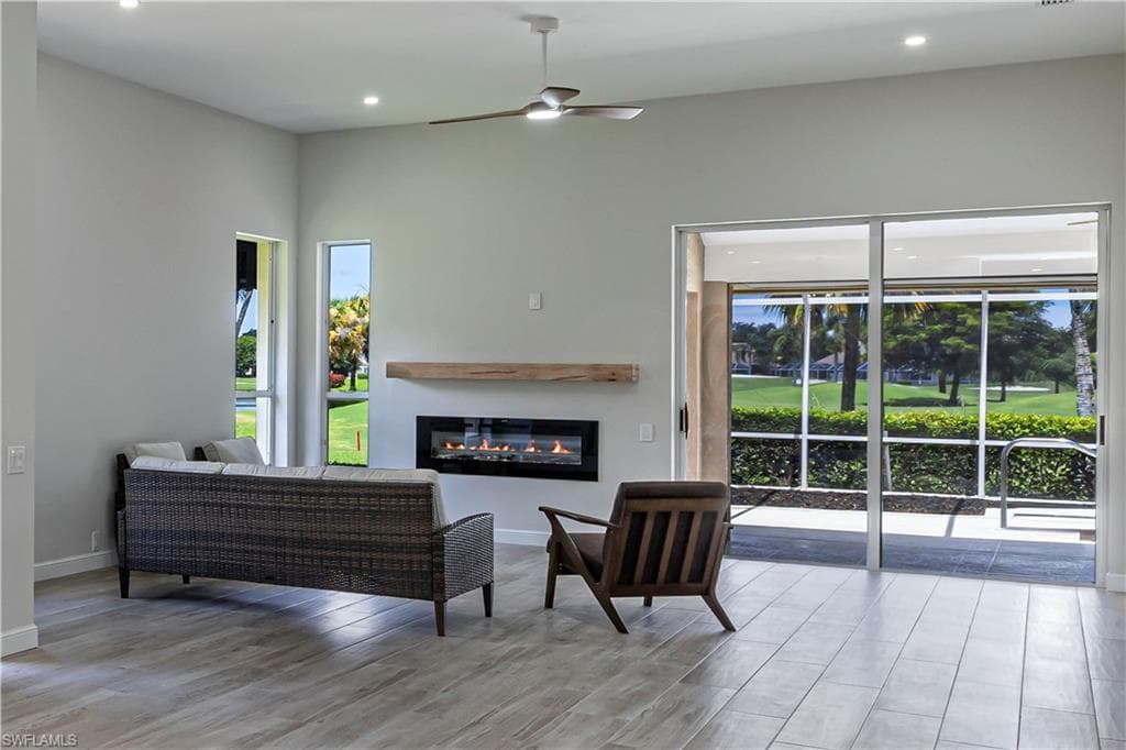 11718 Quail Village Way 17, Naples, FL 34119-6