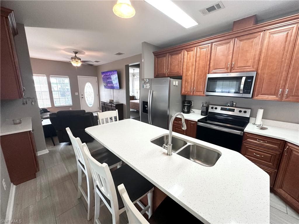 11341 Bayside Blvd, Fort Myers Beach, FL 33931-3