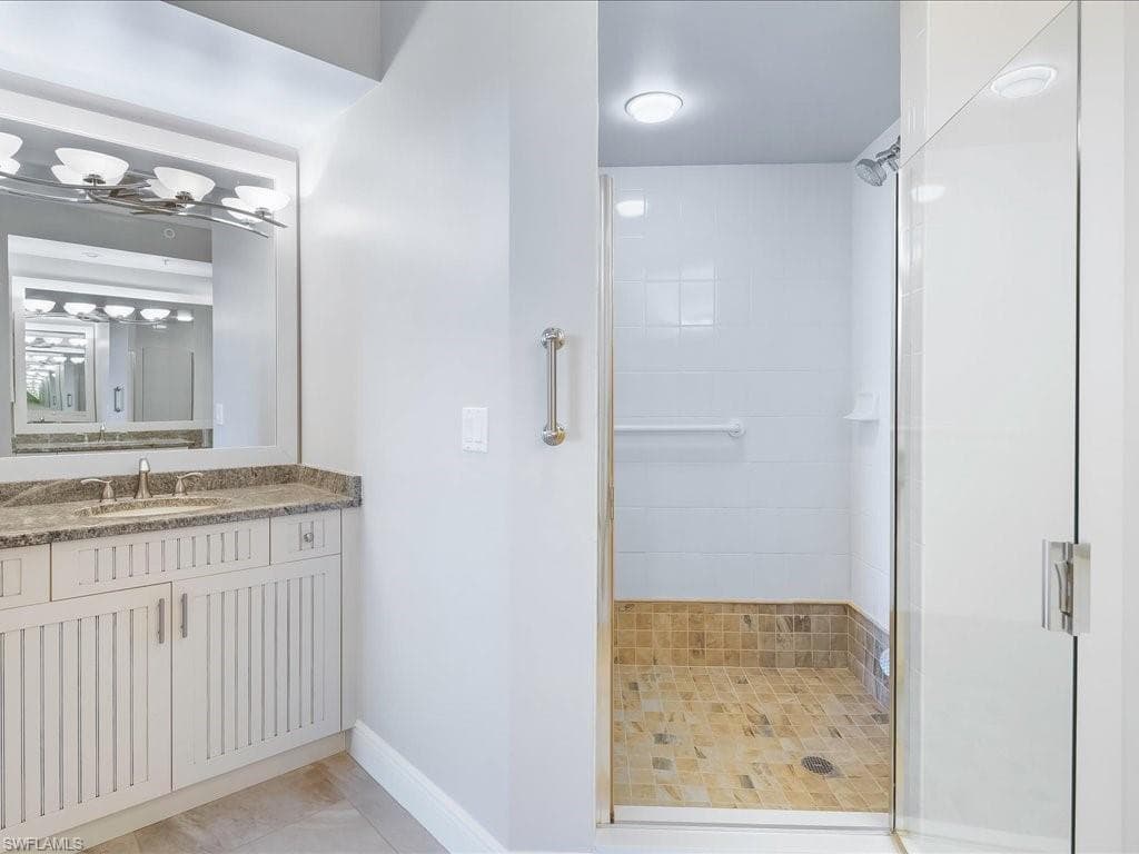 1001 Arbor Lake Dr 608, Naples, FL 34110-27