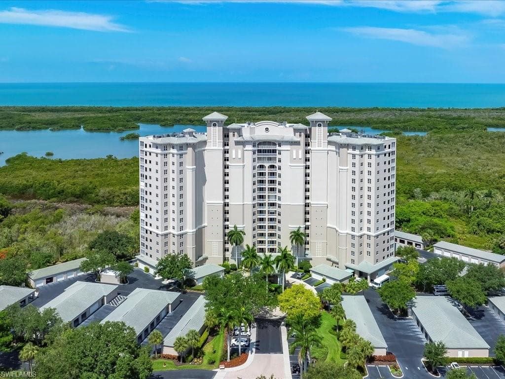 1001 Arbor Lake Dr 608, Naples, FL 34110-2