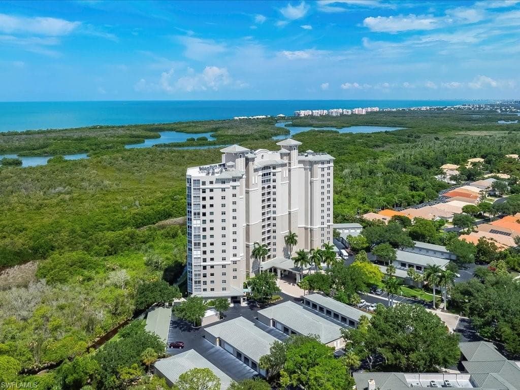1001 Arbor Lake Dr 608, Naples, FL 34110-8