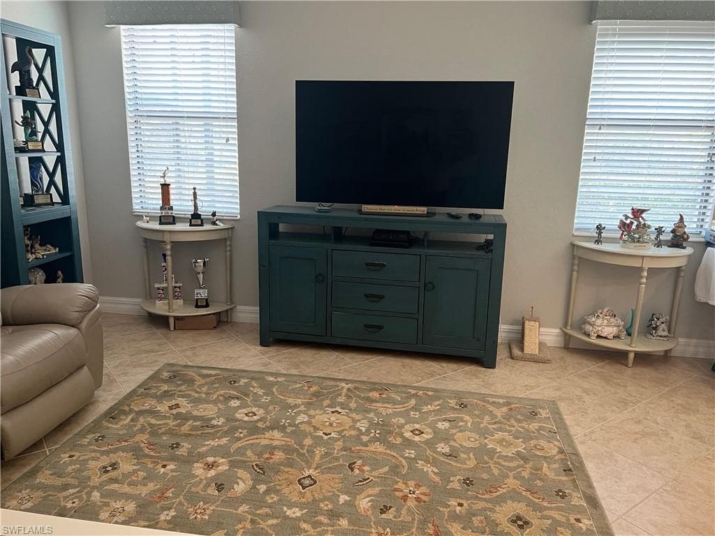11010 Longwing Dr, Fort Myers, FL 33912-10