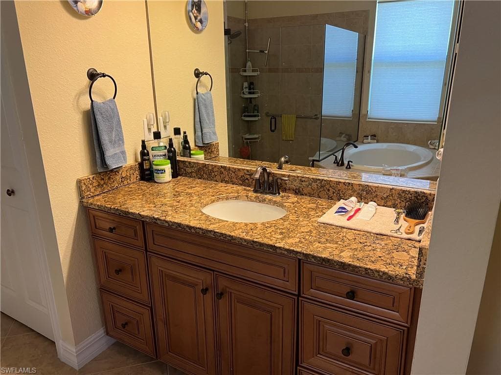 11010 Longwing Dr, Fort Myers, FL 33912-20