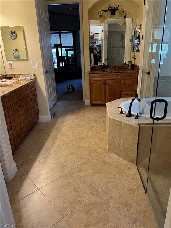 11010 Longwing Dr, Fort Myers, FL 33912-21