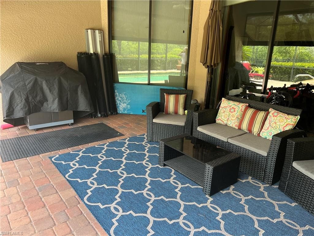 11010 Longwing Dr, Fort Myers, FL 33912-34