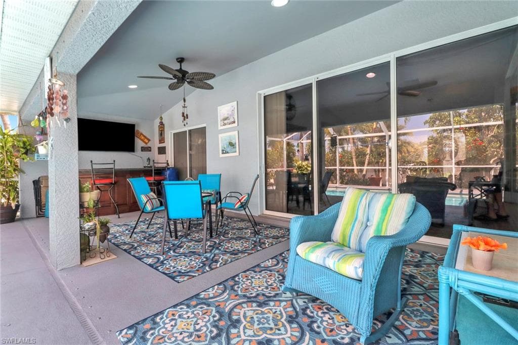 3015 9th Pl, Cape Coral, FL 33914-28