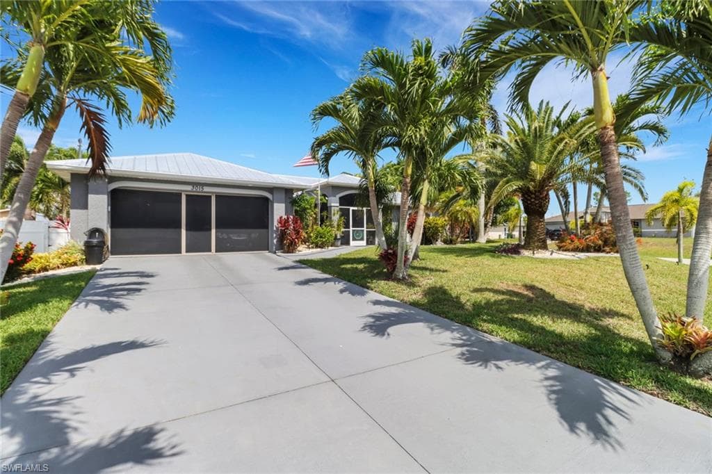 3015 9th Pl, Cape Coral, FL 33914-3