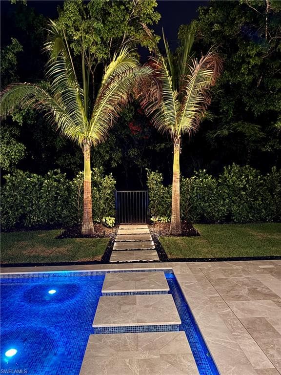 777 Broad Ct S, Naples, FL 34102-39