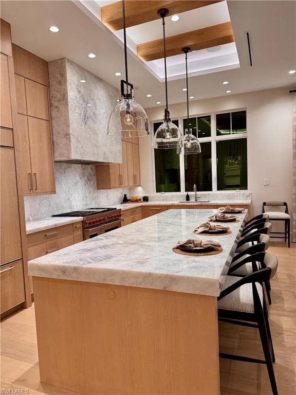 777 Broad Ct S, Naples, FL 34102-43