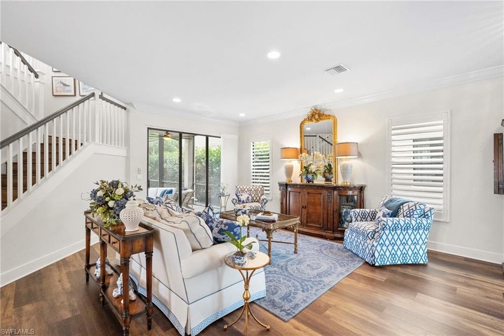 13764 Luna Dr, Naples, FL 34109-9