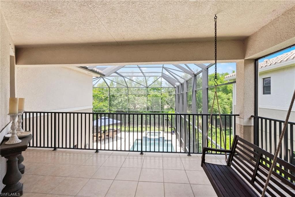 13764 Luna Dr, Naples, FL 34109-30