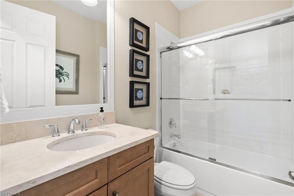 13764 Luna Dr, Naples, FL 34109-45