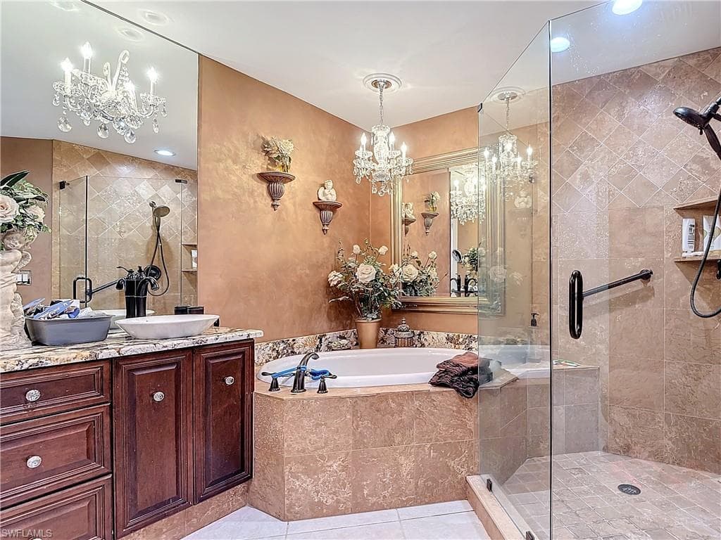 1131 Swallow Ave 3-202, Marco Island, FL 34145-27