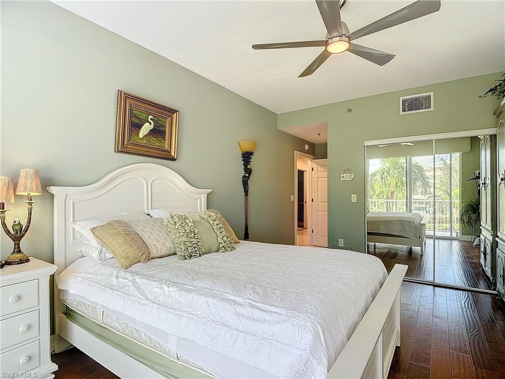 1131 Swallow Ave 3-202, Marco Island, FL 34145-28