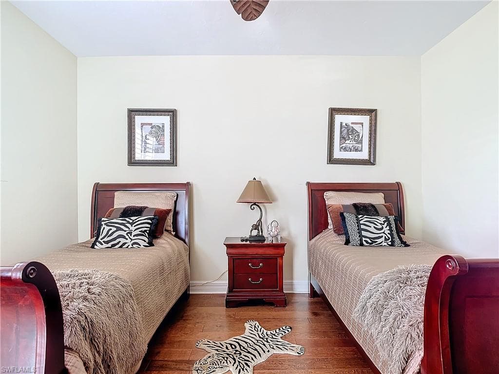 1131 Swallow Ave 3-202, Marco Island, FL 34145-33