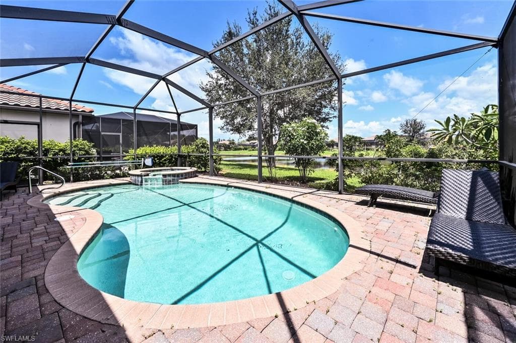 3742 Treasure Cove Cir, Naples, FL 34114-20