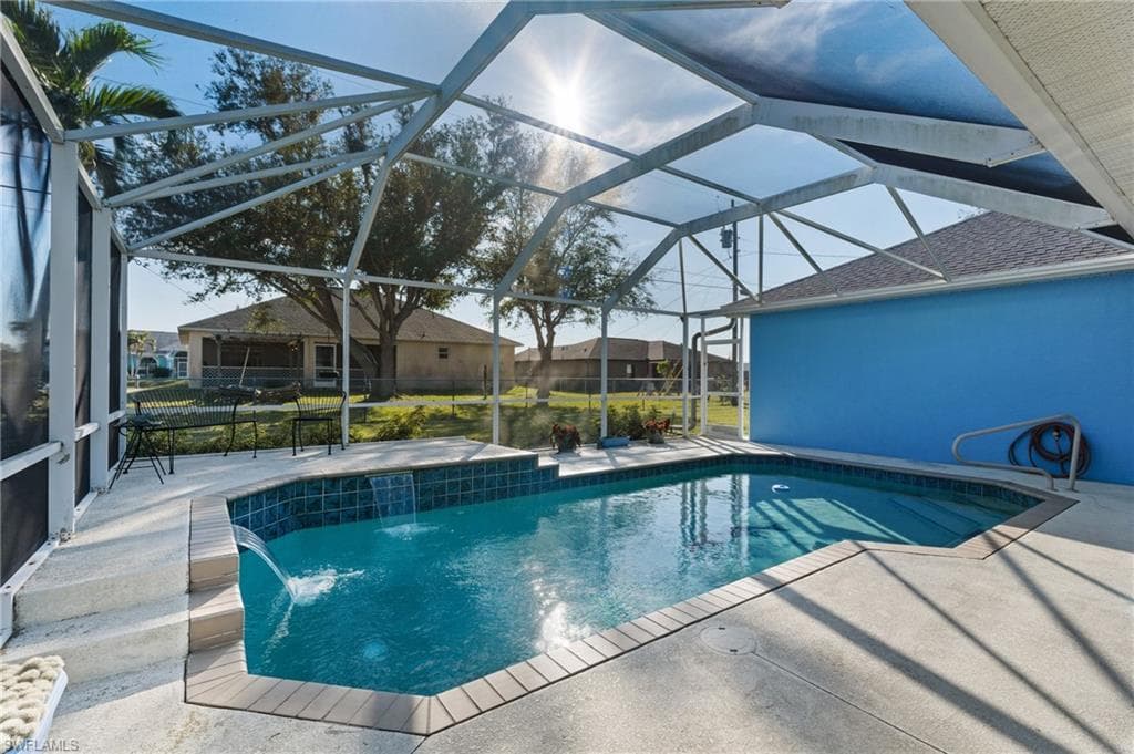 126 Nicholas Pkwy W, Cape Coral, FL 33991-40