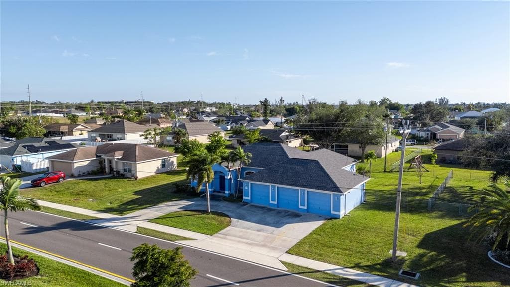 126 Nicholas Pkwy W, Cape Coral, FL 33991-7