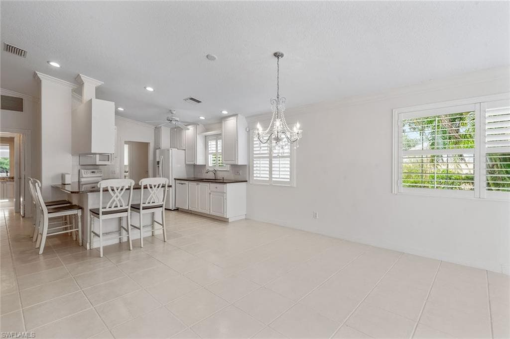 7503 Firenze Ln, Naples, FL 34114-8