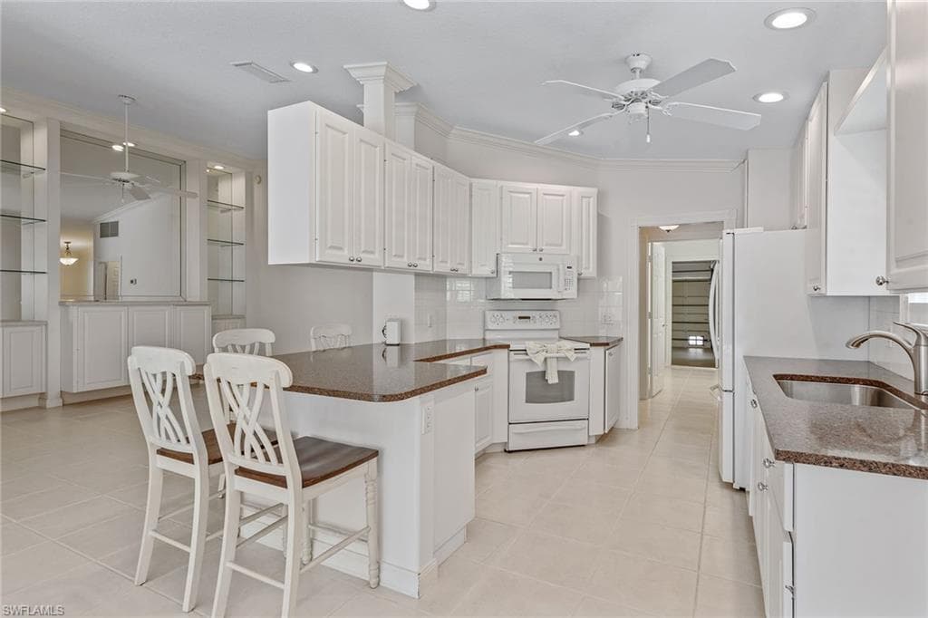 7503 Firenze Ln, Naples, FL 34114-9
