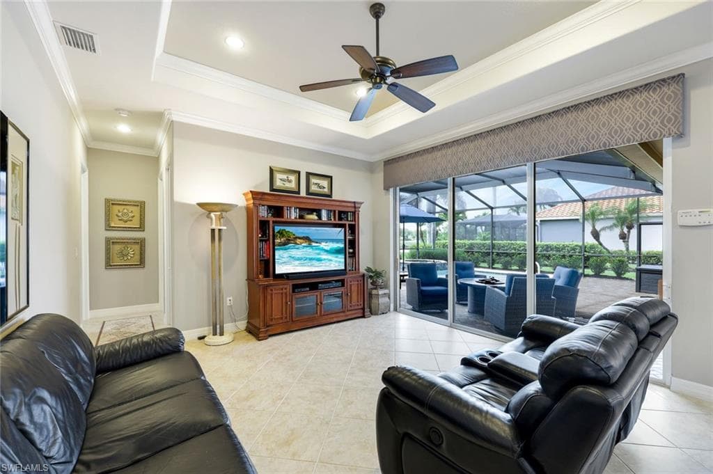 10026 Lions Bay Ct, Naples, FL 34120-12