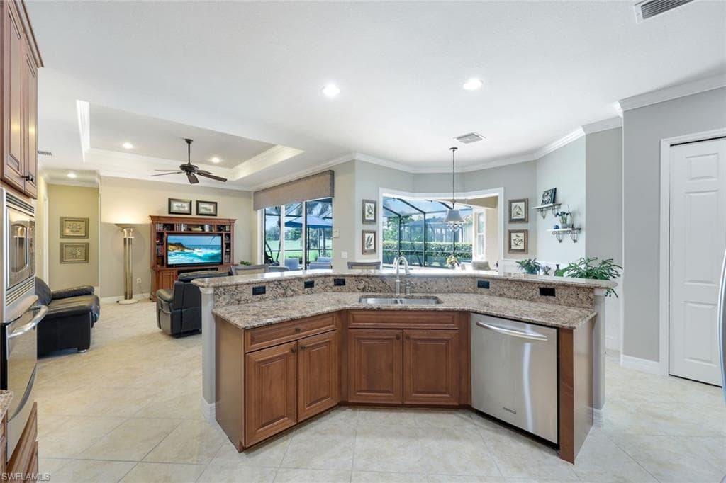 10026 Lions Bay Ct, Naples, FL 34120-14