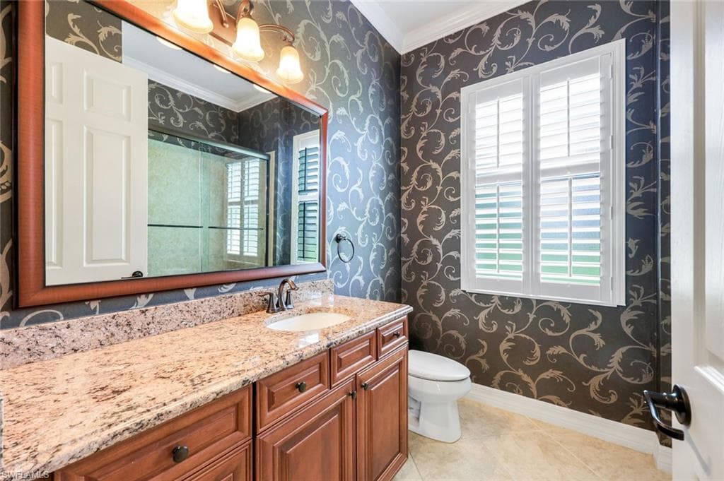 10026 Lions Bay Ct, Naples, FL 34120-25