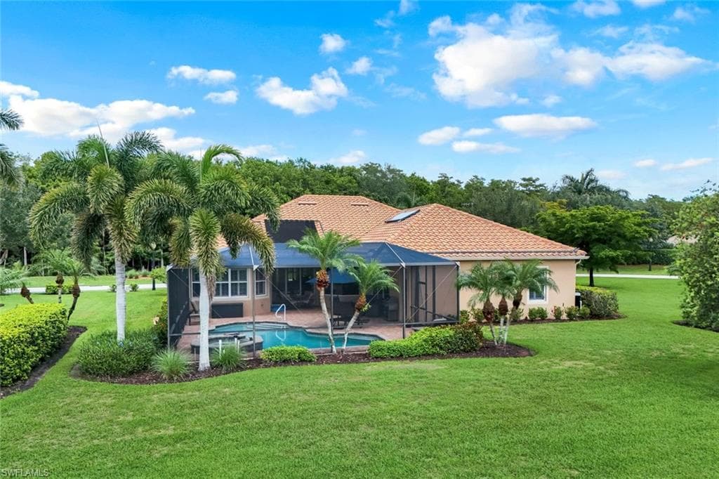 10026 Lions Bay Ct, Naples, FL 34120-36