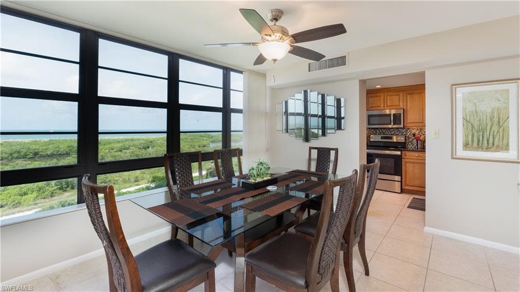 440 Seaview Ct 611, Marco Island, FL 34145-10