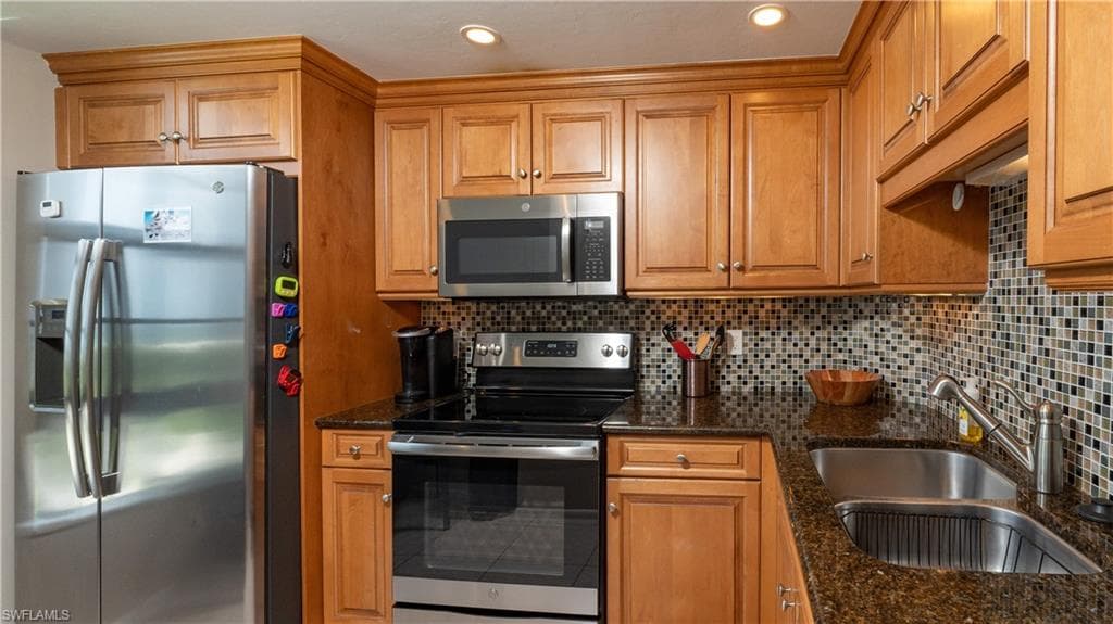440 Seaview Ct 611, Marco Island, FL 34145-11