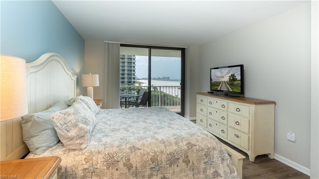 440 Seaview Ct 611, Marco Island, FL 34145-15
