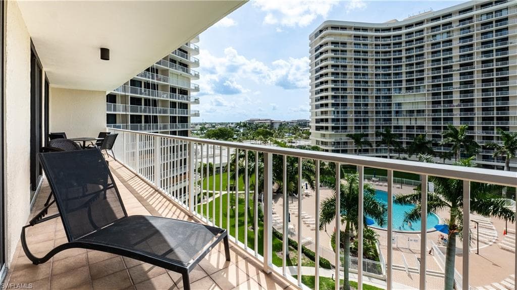 440 Seaview Ct 611, Marco Island, FL 34145-28